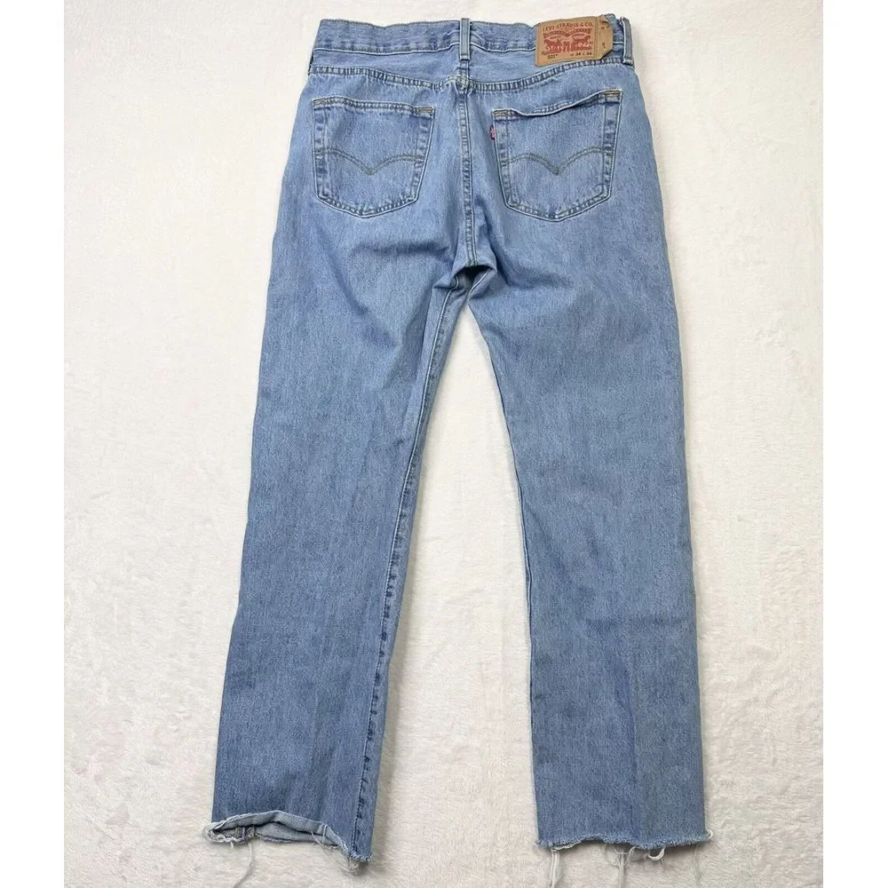 Levis very good